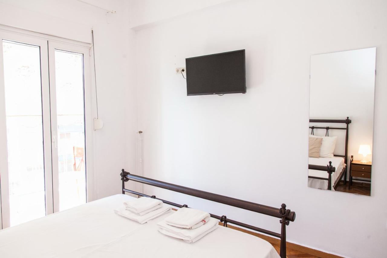 Beautiful New Decorated Apt In Athens Exterior photo