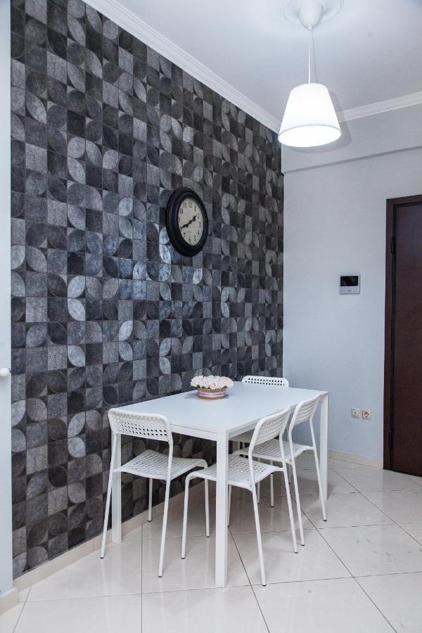 Beautiful New Decorated Apt In Athens Exterior photo